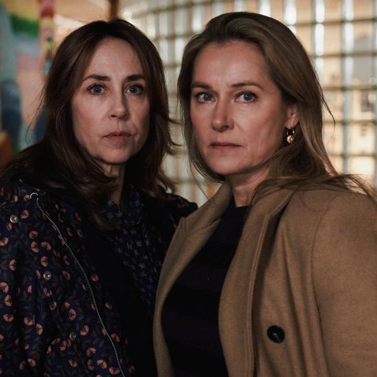 Sofie Gråbøl og Sidse Babett Knudsen i Dobbeltfejl