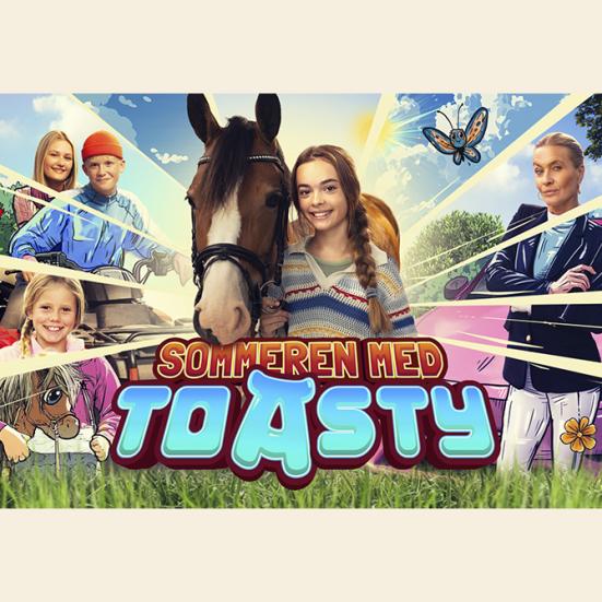 Filmbilleder fra Toasty med sommerbaggrund, børn og hest i fokus