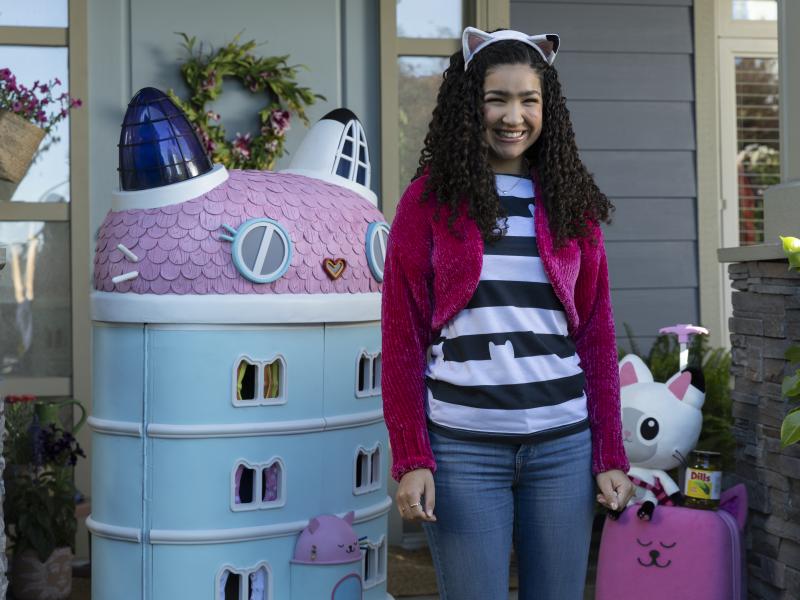 Gabby og hendes dukkehus.