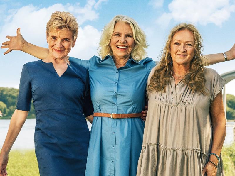 De tre madglade damer fra Madklubben - Hjemme igen.