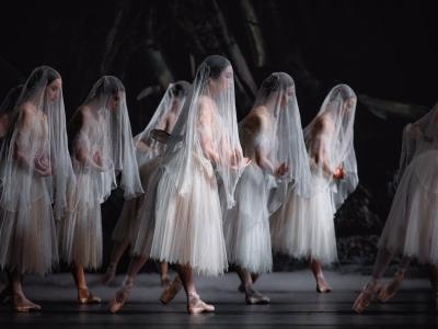 Spøgelsesagtige skikkelser fra Giselle